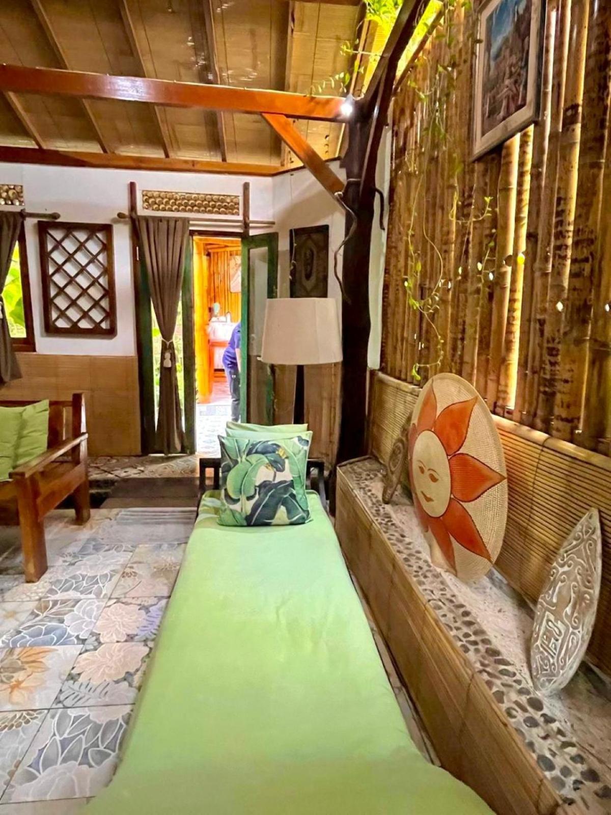 Frangipani Garden Holiday home